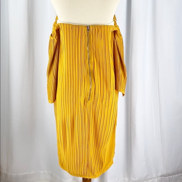 REVOLVE ELLIATT Marigold Off Shoulder Dress - Picture 4 of 8